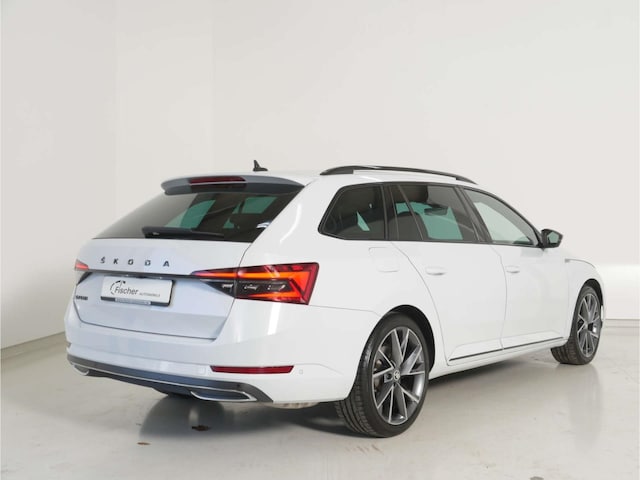 Skoda Superb 2.0 TSI Combi Sportline