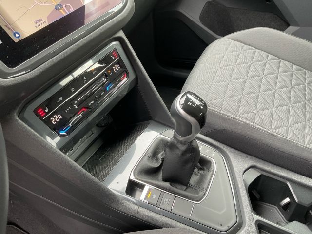Volkswagen Tiguan 1.5TSI 130PS ACC.5J-G.NAVI.2xPDC.LED.LKRD-HZG.SHZ