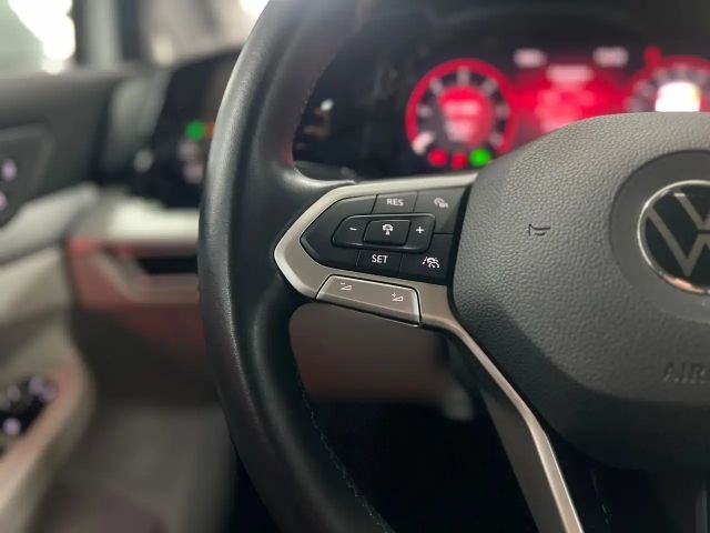 Volkswagen Golf 2.0 TDI Golf VIII Life Variant