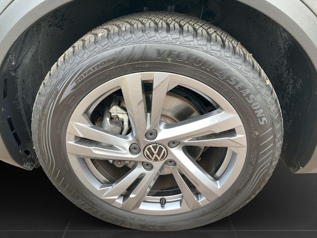 Volkswagen T-Roc 1.5 TSI DSG R-Line