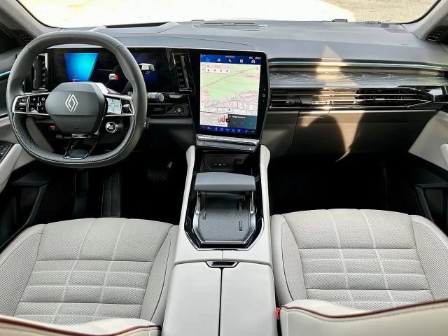 Renault Espace E-Tech Hybrid Iconic