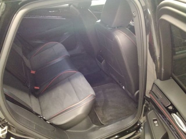 Volkswagen ID.7 340PS 4M NP.79T ACC.5J-G.WÄRMEPUMPE.AHK.AREA-VIEW.NAVI.HARMAN.HUD.LED