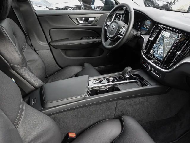 Volvo V60 Cross Country AWD Plus