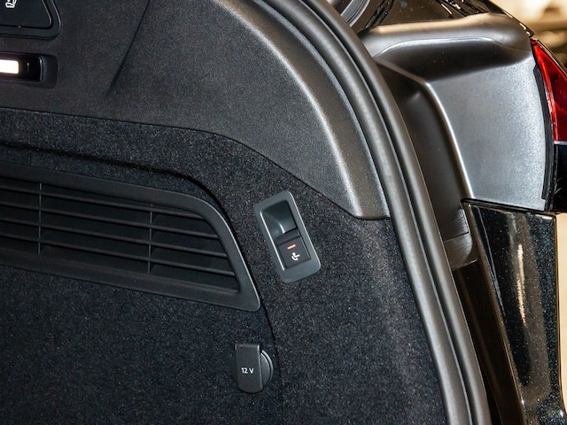 Audi A6 Avant Quattro S-Tronic