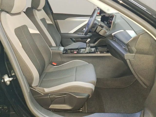 Opel Astra 1.2 Turbo Enjoy Turbo