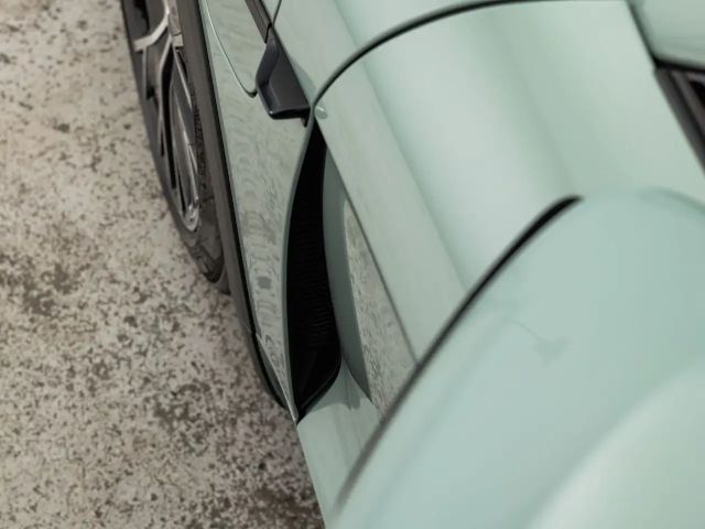 Porsche Taycan 4 Cross Turismo