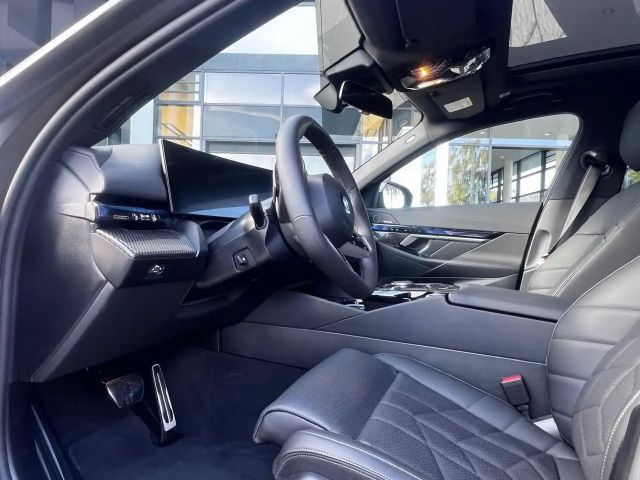 BMW 520 520d M-Sport Touring