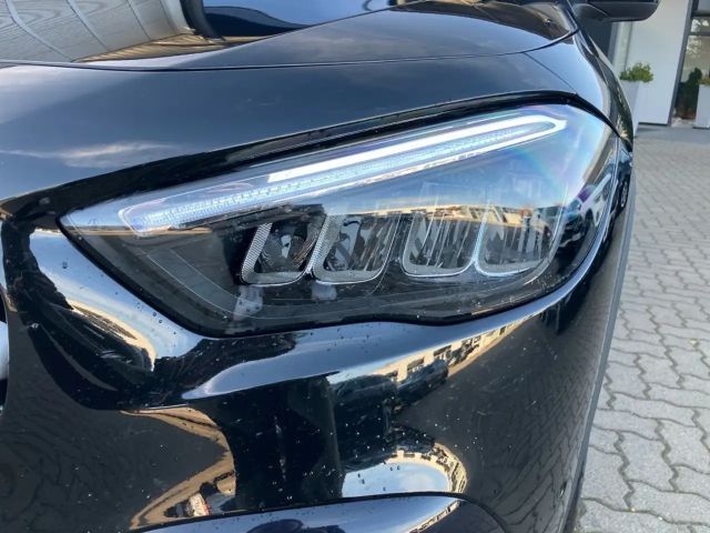 Mercedes-Benz GLA 180 Progressive