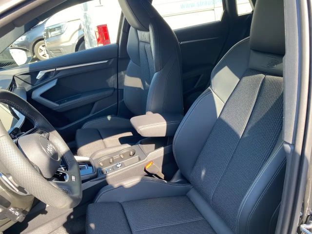 Audi A3 45 TFSI Hybride S-Line Sedan