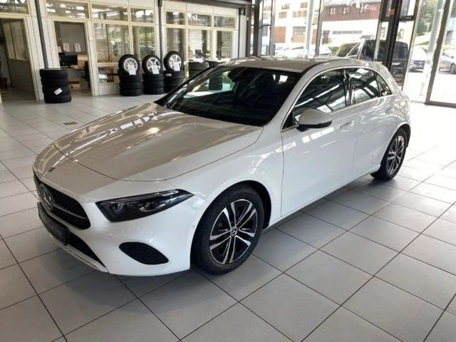 Mercedes-Benz A 200 Progressive