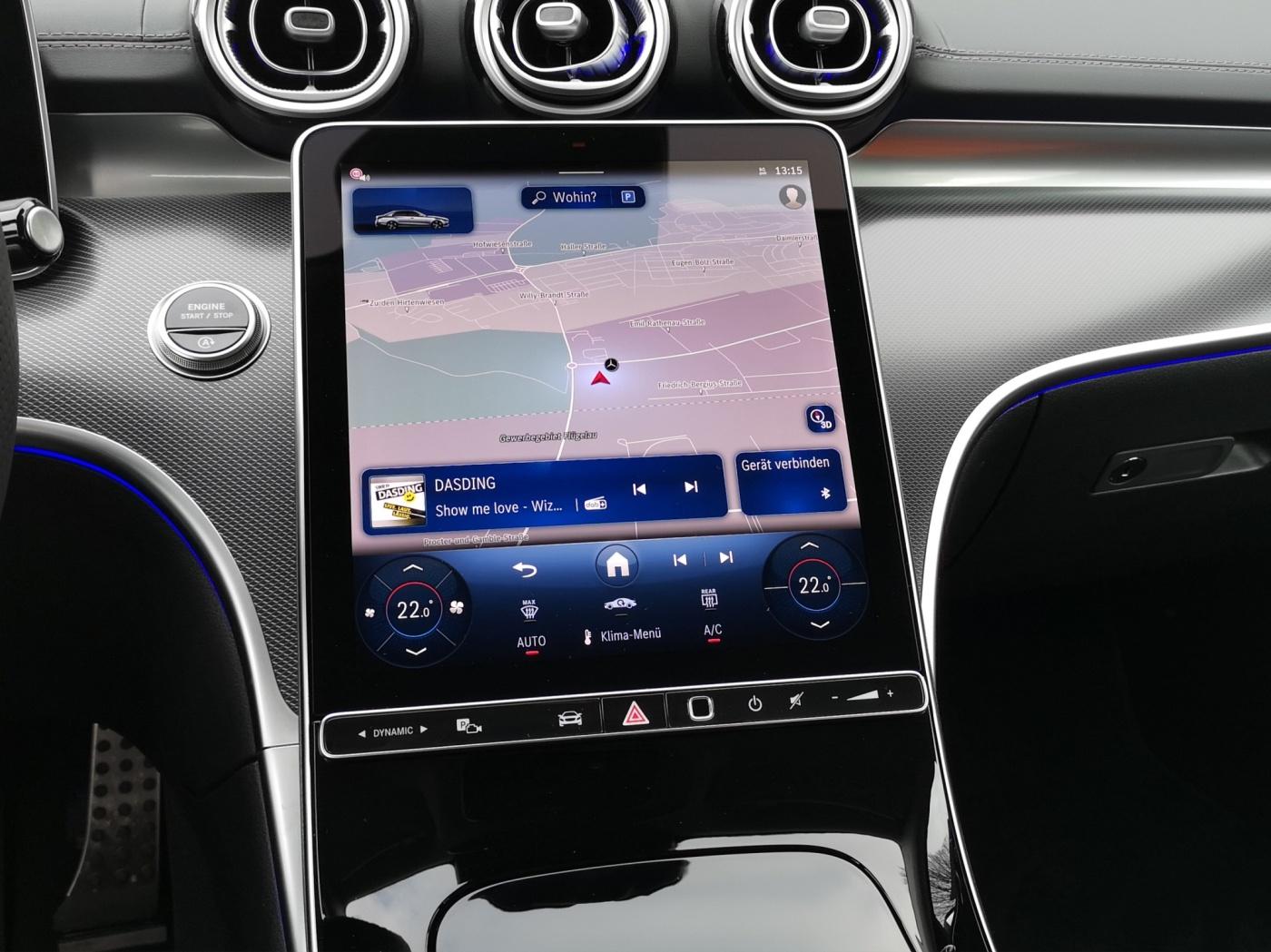 Mercedes-Benz C 200 AMG Line Sedan