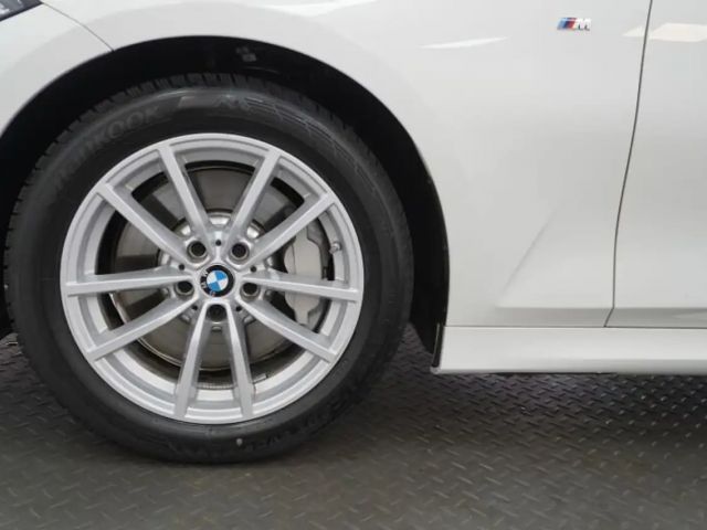 BMW 330 330i M-Sport Sedan xDrive