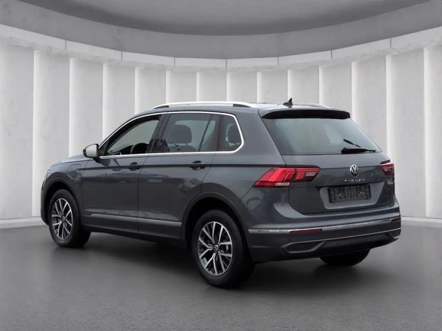 Volkswagen Tiguan Life eHybrid
