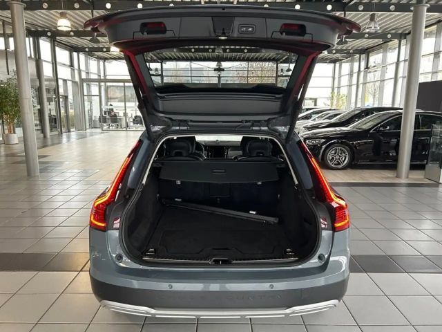 Volvo V90 Cross Country AWD
