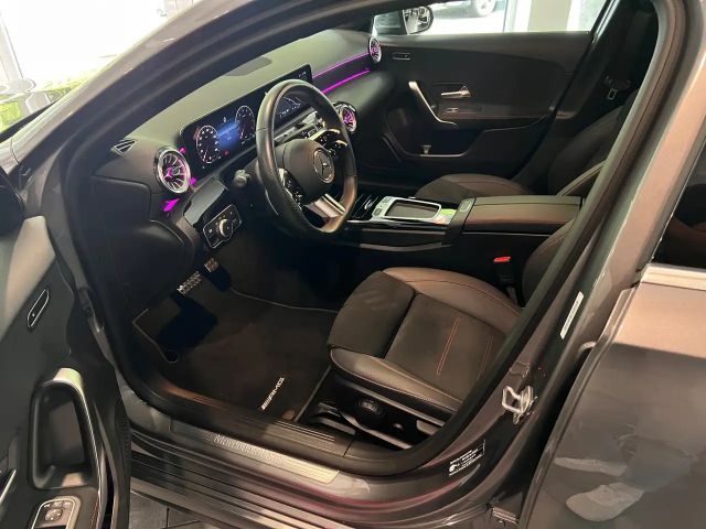 Mercedes-Benz A 180 AMG Line