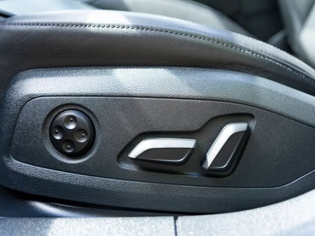 Audi RS4 Avant Quattro