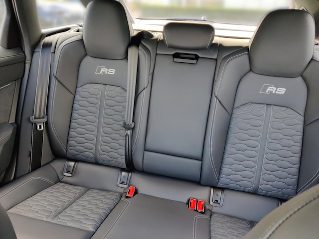 Audi A6 e-tron Avant Performance Quattro