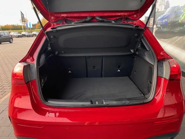 Mercedes-Benz A 220 A 220 d AMG Line Hatchback