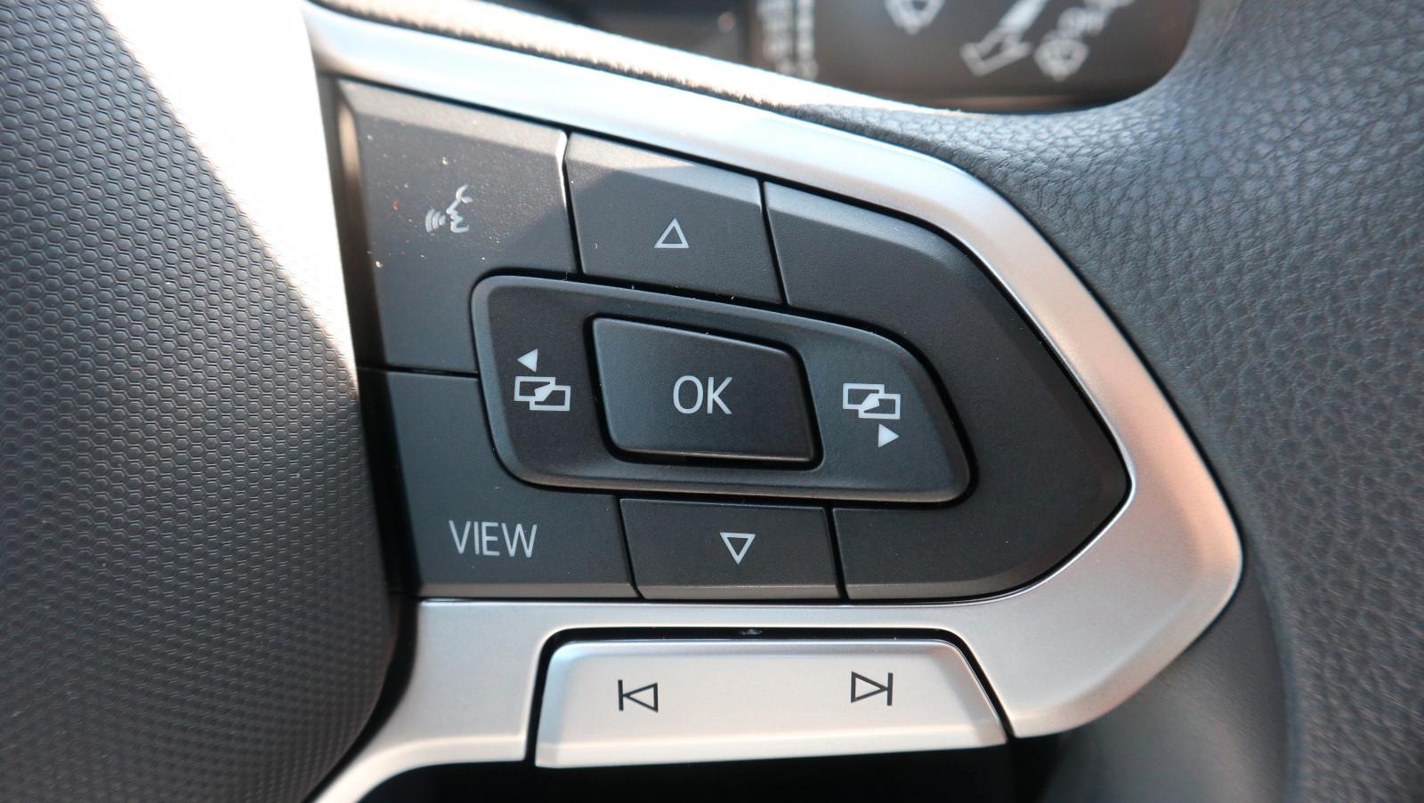 Volkswagen Taigo LED PDC Sitzheizung Ganzjahresreifen