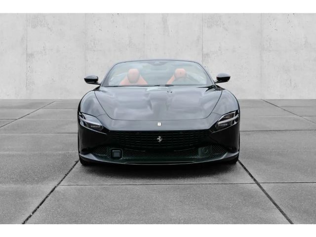 Ferrari Roma Spider