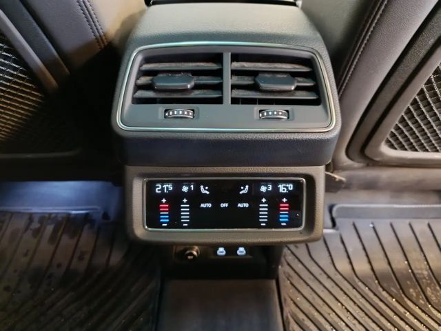 Audi e-tron 55 S-Line