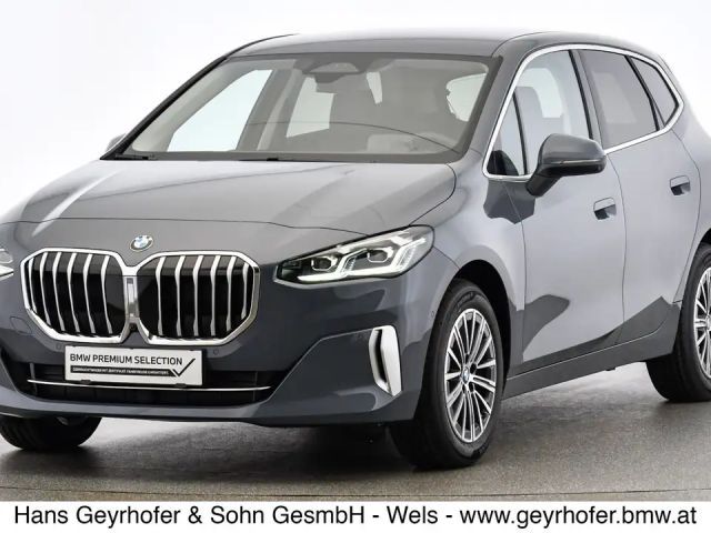 BMW 218 218d Active Tourer Luxury Line Sedan