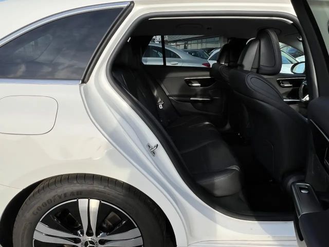 Mercedes-Benz C 220 AVANTGARDE C 220 d Estate