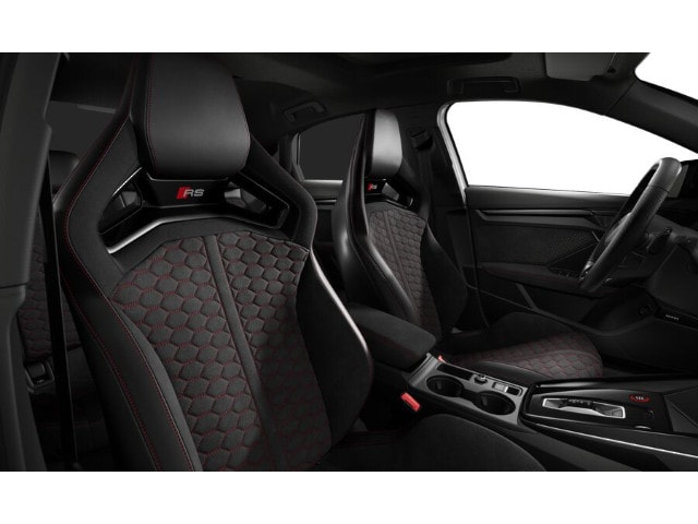 Audi RS3 Quattro S-Tronic Sedan