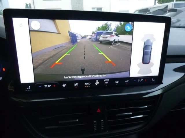 Ford Focus EcoBoost ST Line Wagon