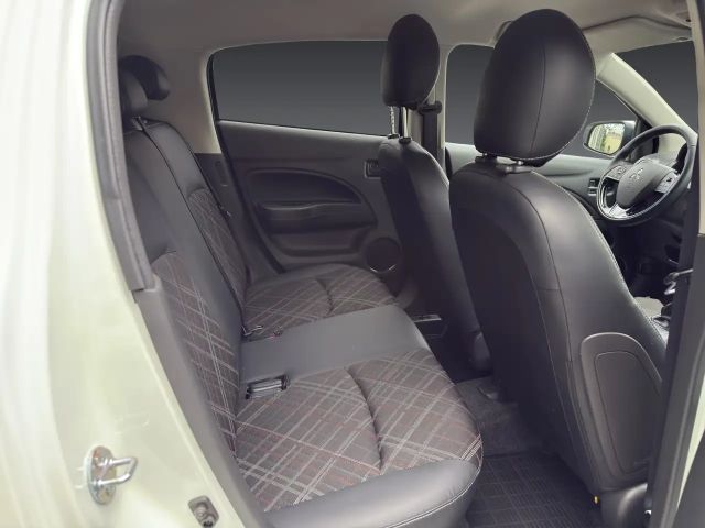 Mitsubishi Space Star Star