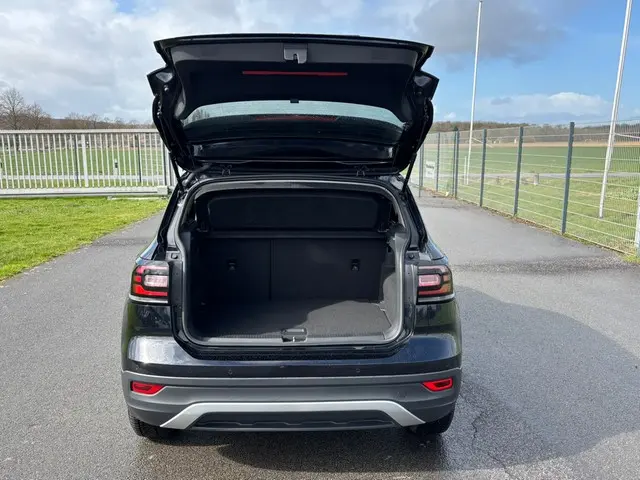 Volkswagen T-Cross Move