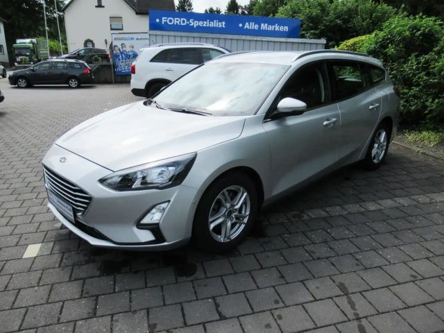 Ford Focus Cool & Connect EcoBoost Wagon