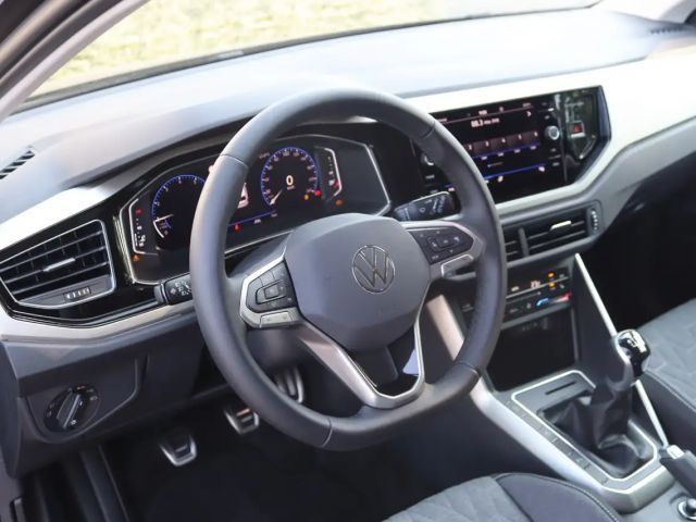 Volkswagen Polo Move