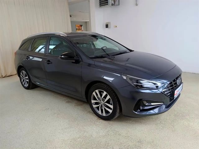 Hyundai i30 T-GDi