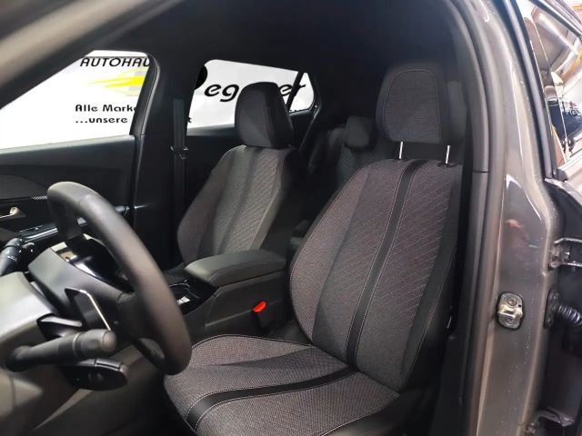 Peugeot 2008 / Automatik / LED / Allwetter / dig. Tacho
