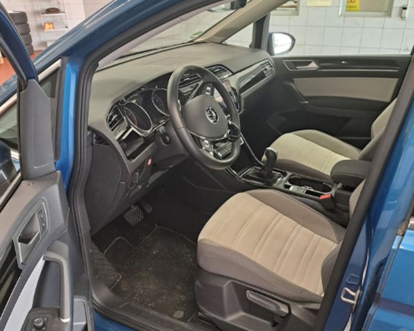 Volkswagen Touran 1.5 TSI DSG | PANO NAVI