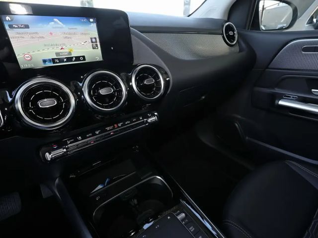 Mercedes-Benz B 200 B 200 d