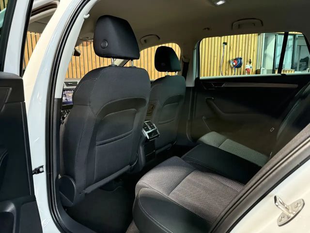 Skoda Superb Combi Style Style