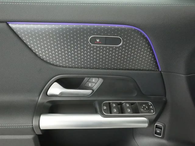 Mercedes-Benz GLA 180 Progressive