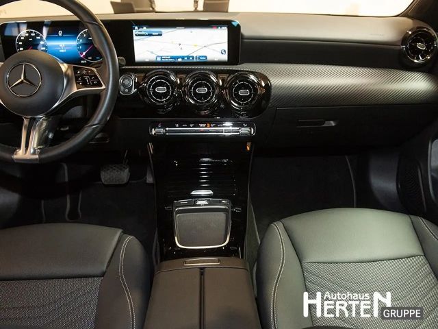 Mercedes-Benz A 180 A180 Lim.+ADVANCED+LED+R-KAMERA+MBUX-NAVI+DAB+