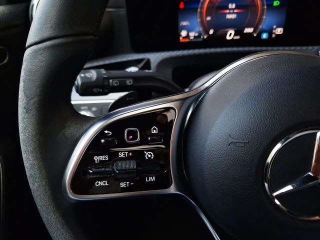 Mercedes-Benz A 200 Aut./LED/Panorama/AHK/Navi/Kamera/SHZ/1.Besitz