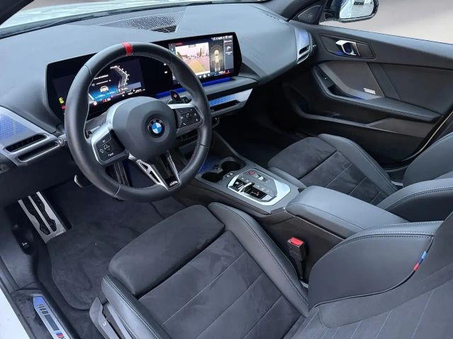 BMW 135 135i Sedan xDrive