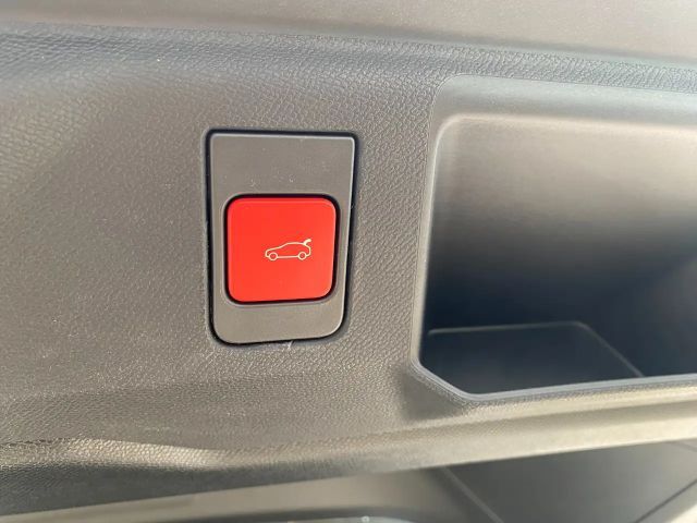 Peugeot E-5008 GT-Line