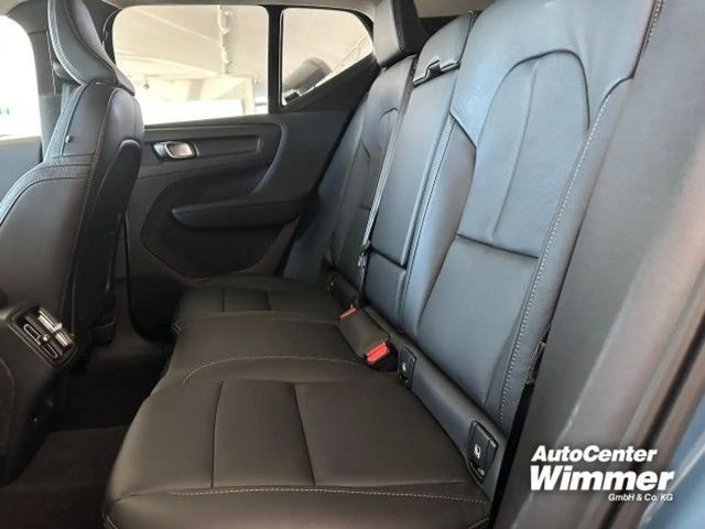 Volvo XC40 Business Dark Plus