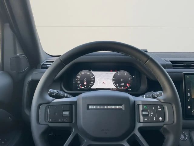 Land Rover Defender 110 D250 Dynamic SE