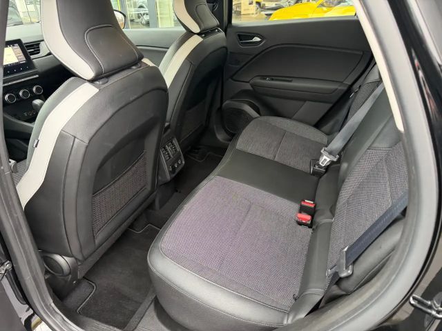 Renault Captur EDC Intens TCe 140