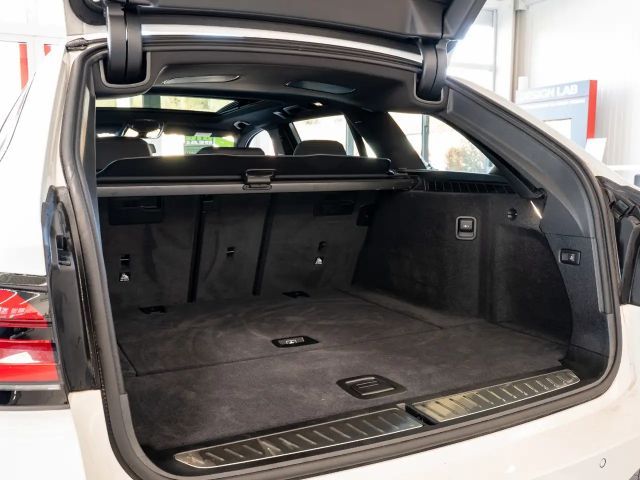 BMW 540 540d M-Sport Touring xDrive