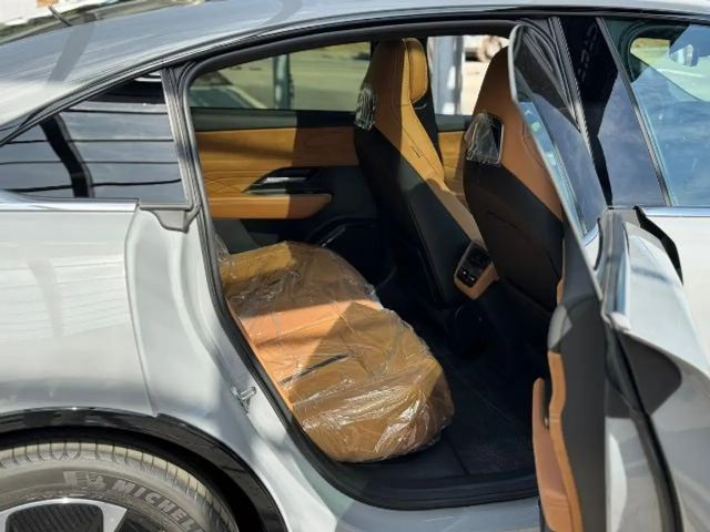 Mazda 6e Plus Takumi