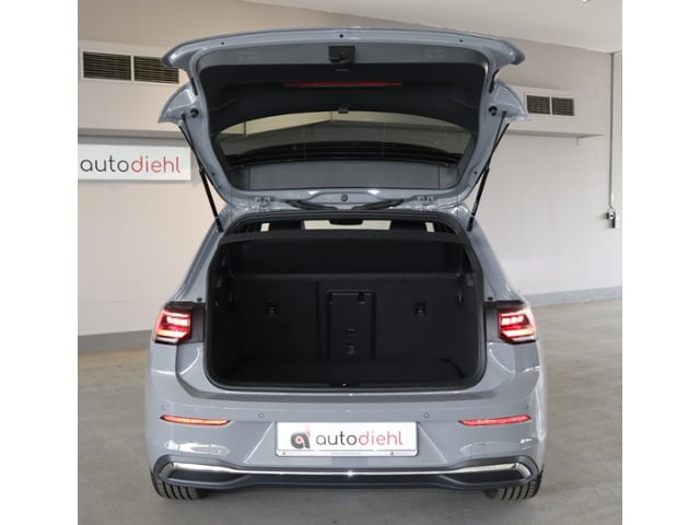 Volkswagen Golf 1.5 eTSI DSG Golf VIII