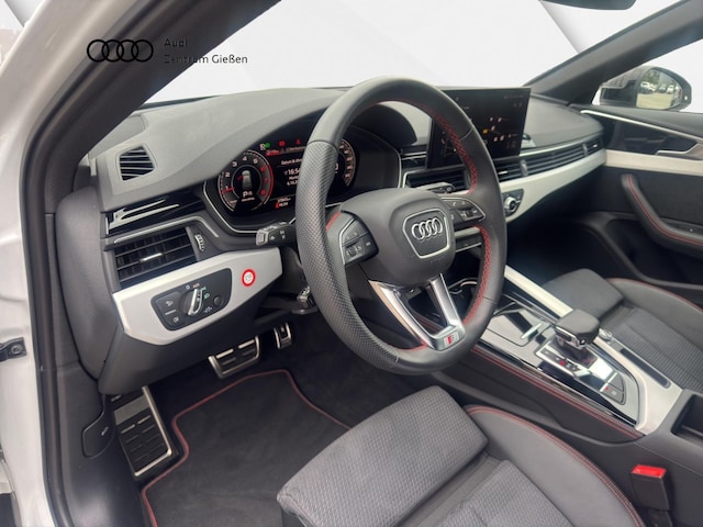 Audi A4 40 TFSI Avant S-Tronic